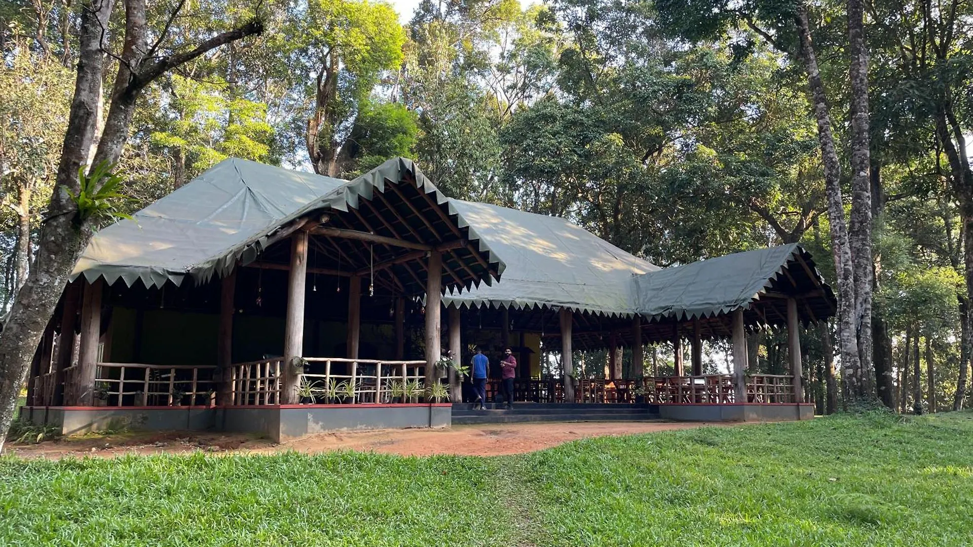 900 Woods Wayanad Eco Resort - A Sprawling Jungle Stay Near Glass Bridge Meppadi